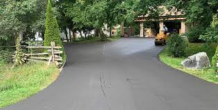 Best Gravel Driveway Installation  in Kingstowne, VA